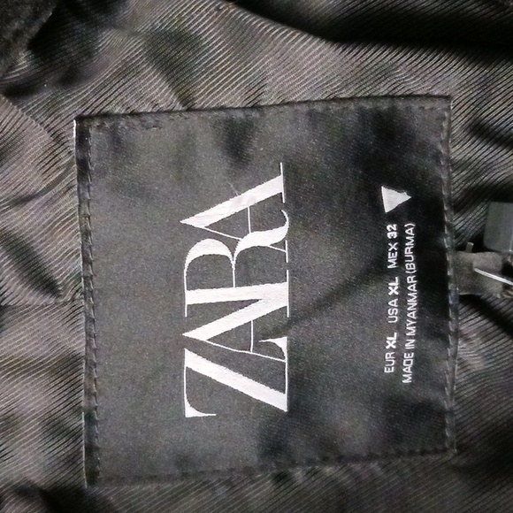 Zara size XLarge women's black wool blend coat. - Picture 12 of 17